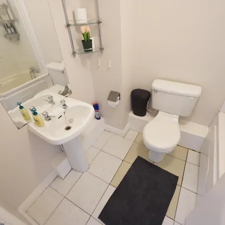 City Center Apt Free Parking Διαμέρισμα *