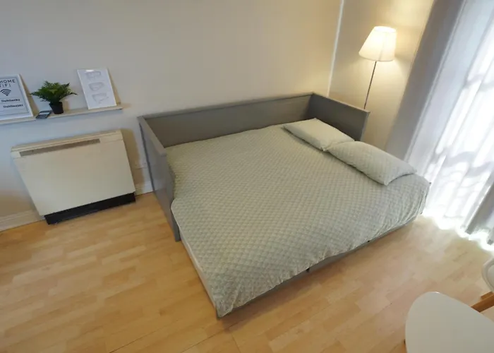 City Center Apt Free Parking *